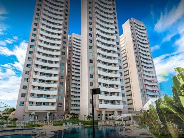 Empreendimento residencial com área de piscina